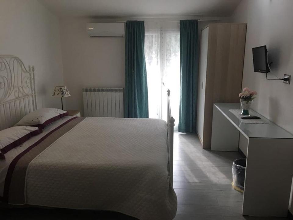 タオルミーナ ブルー スカイ ハウス Bed & Breakfast エクステリア 写真